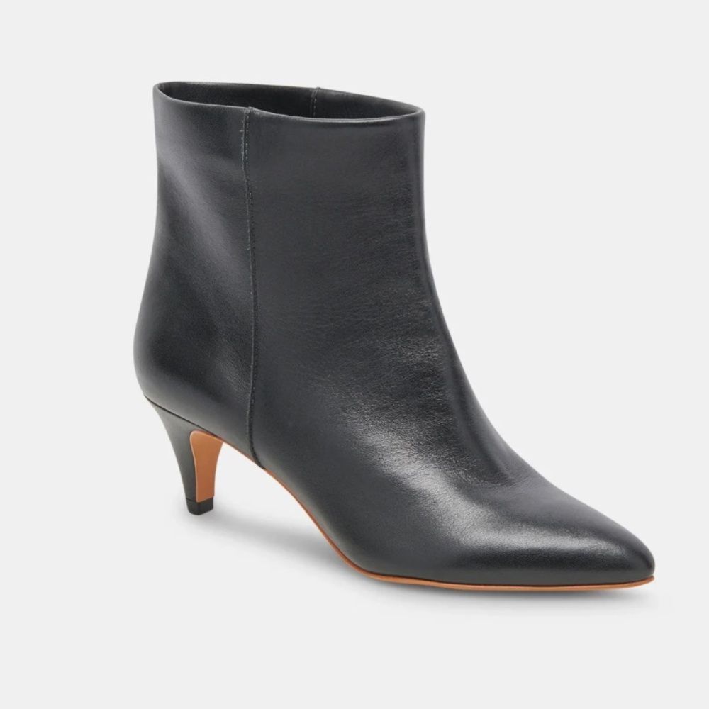 DOLCE VITA Dee Black Leather Ankle Booties, 8